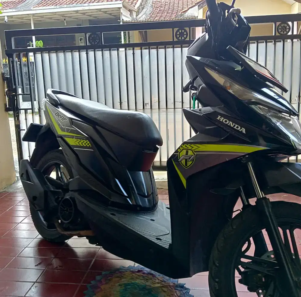Honda New Beat Fi 2017 Hitam mulus mantap siap pakai