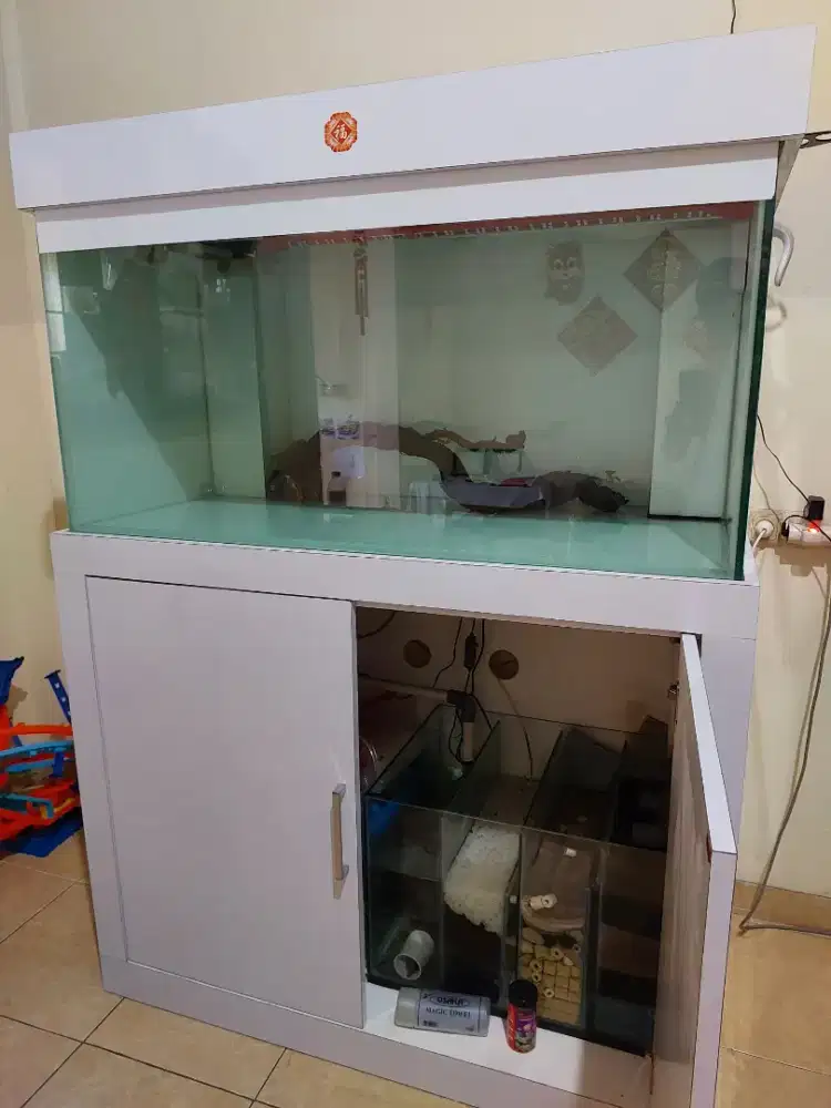 Aquarium 120x60x60 full 12ml