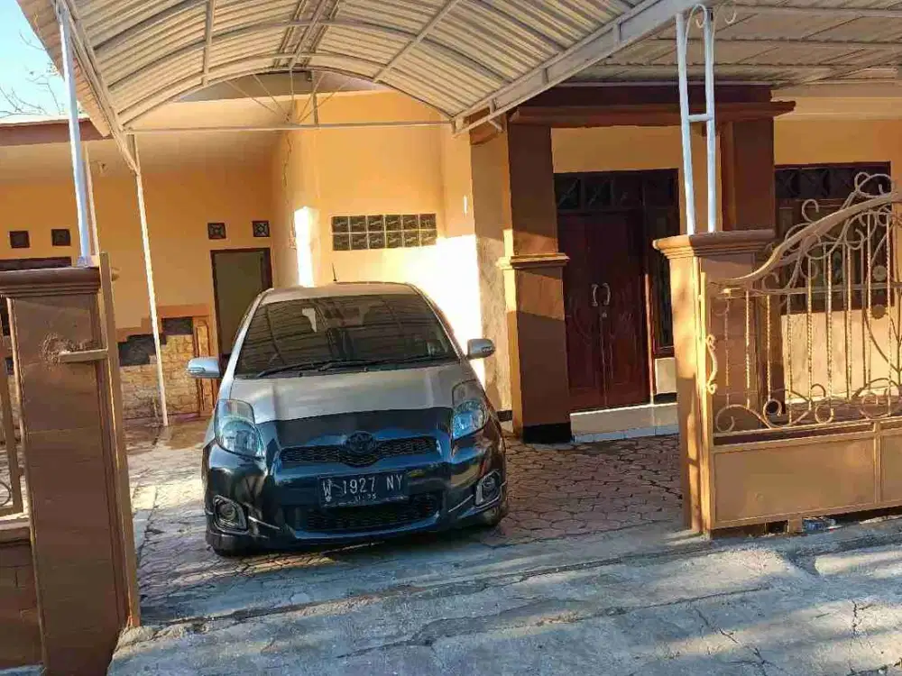 Rumah disewakan bisa untuk kantor