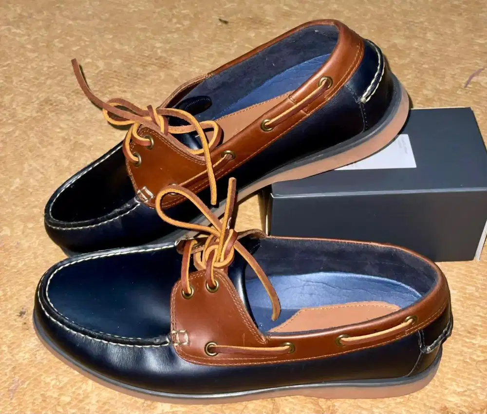 Sepatu loafers boat leather Marks & Spencer