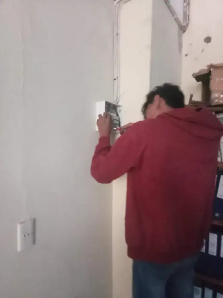 TUKANG LISTRIK PANGGILAN