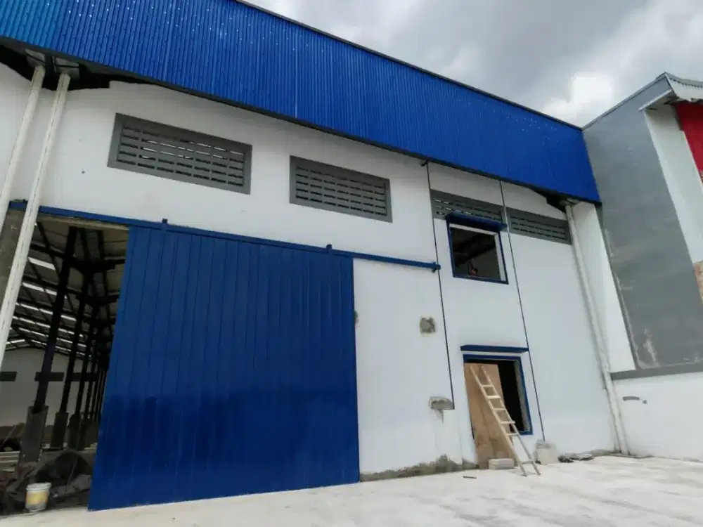 Sewa gudang laksana business park luas 1860m ada office 2lantai