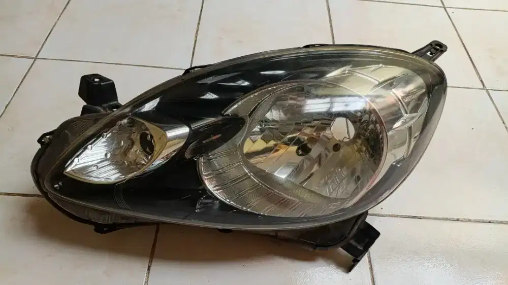 Head Lamp Kiri Left Brio Lama Lampu Depan Utama