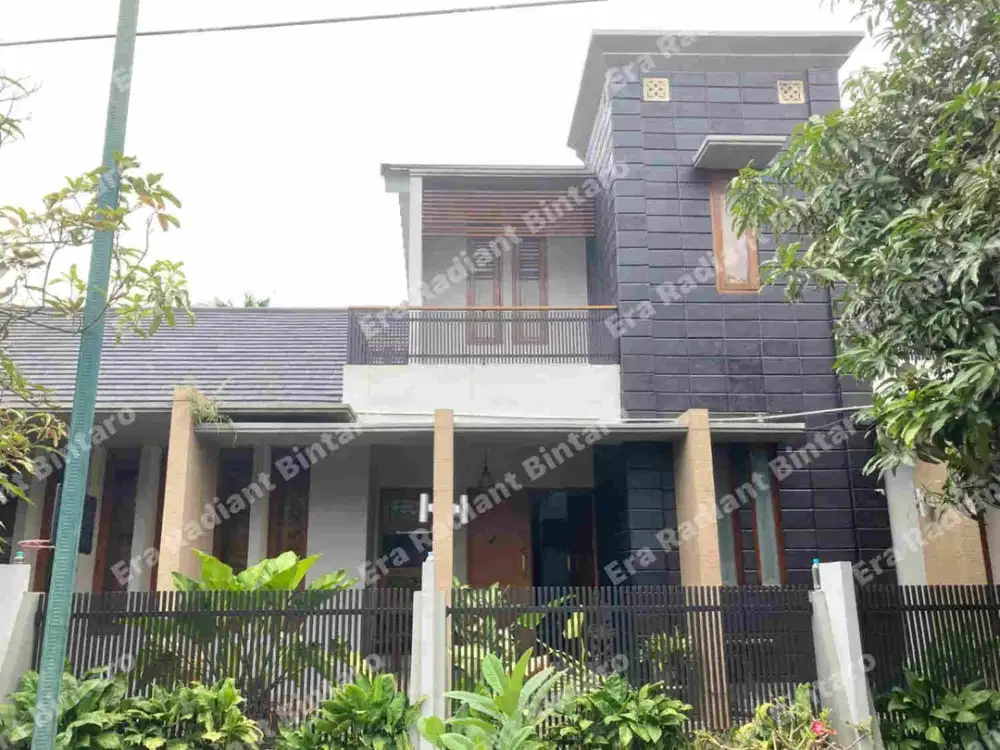 Dijual cepat rumah bagus modern minimalis murah di Komplek Bintaro Sektor 3