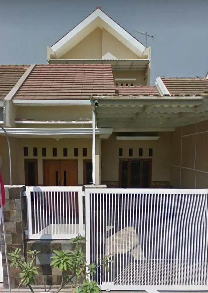 Di Sewa kan rumah include dengan Prabot yang ada di dalam Rumah