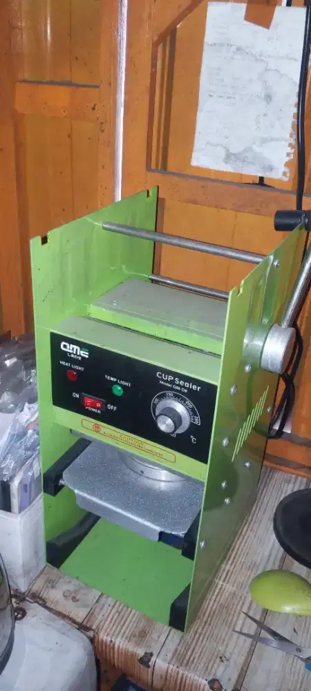 Sealer penutup minuman