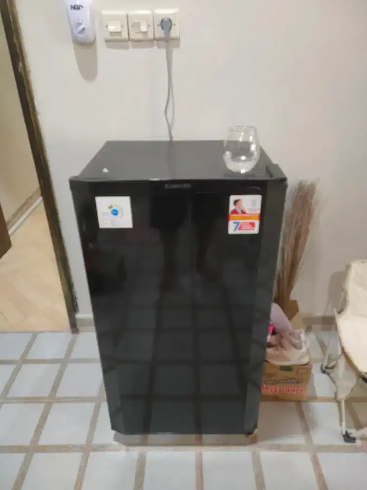 JUAL KULKAS SANKEN FREEZER BARU 3 HARI