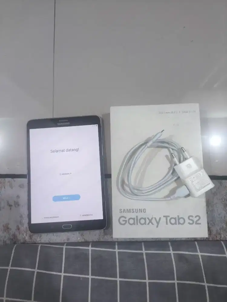 Samsung Galaxy Tab S2 lengkap