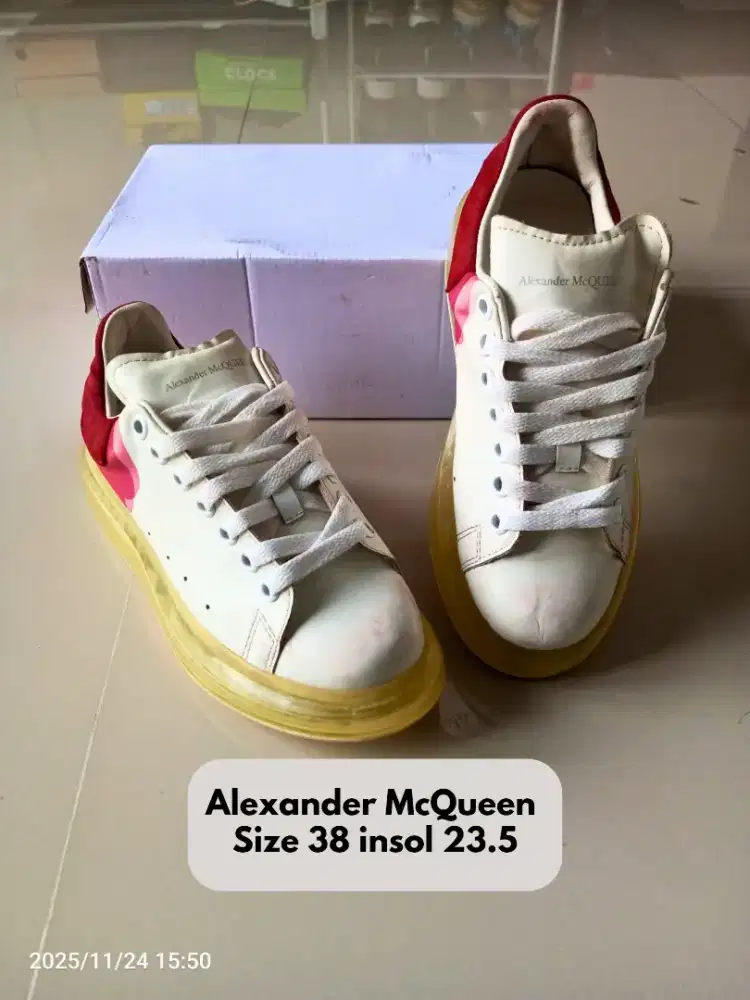 Jual sepatu Alexander McQueen size 37
