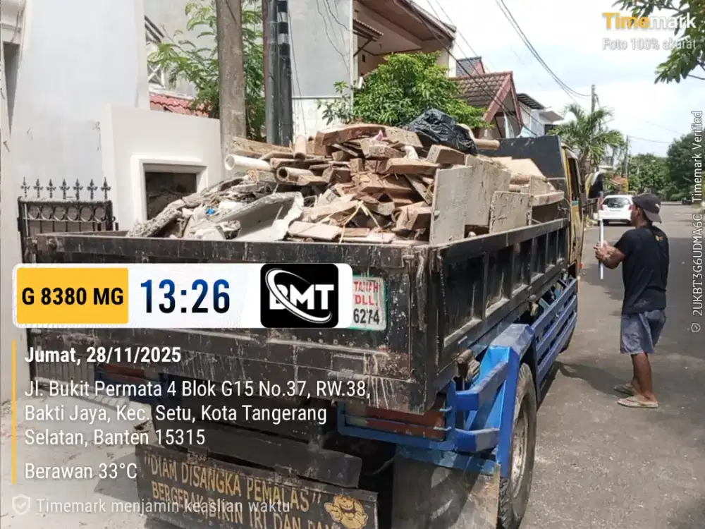 Jasa buang puing dan sampah proyek