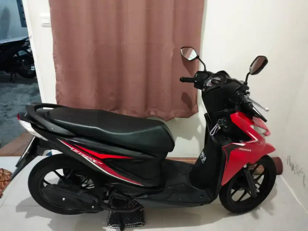 HONDA BEAT TH 2025 MULUS PAJAK HIDUP