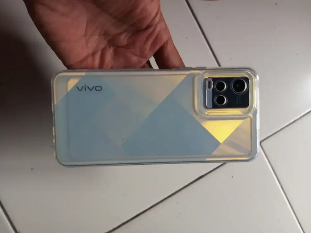Vivo y21 ra? 4+1/64 4G blm servisan