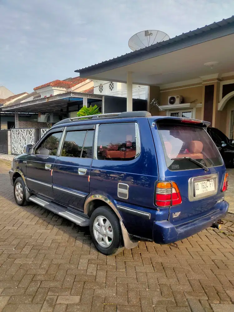 Toyota Kijang 2003 Bensin