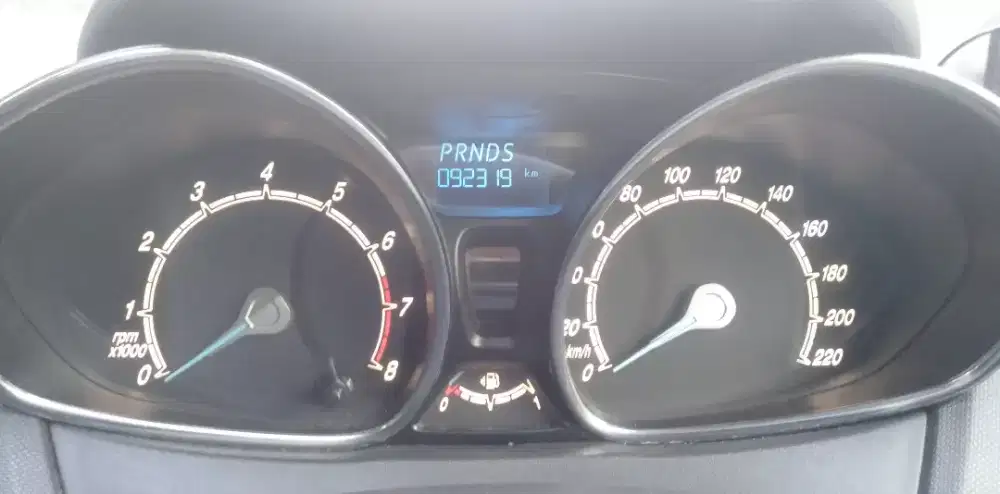 Ford Fiesta 1.5 S 2015 Merah AT