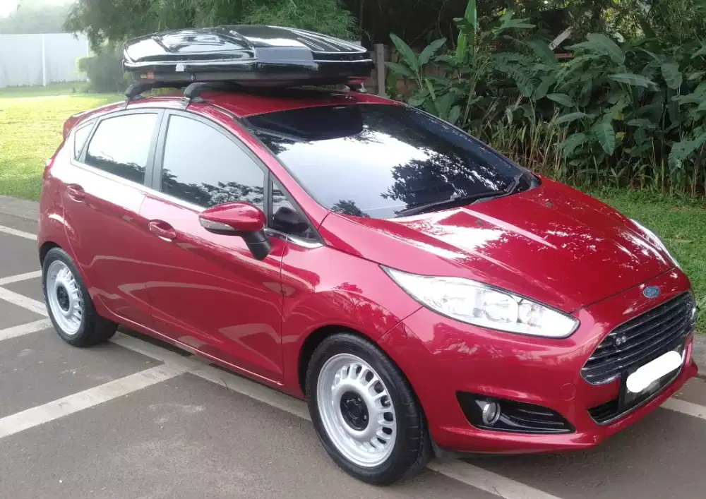 Ford Fiesta 1.5 S 2015 Merah AT