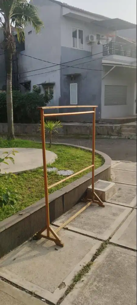 DIJUAL! JEMURAN KAYU UNTUK MENJEMUR