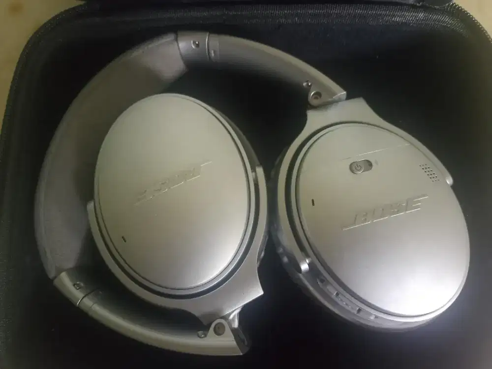 Jual Bose QC 35 ii Original harga 1.000.000 murah sekali