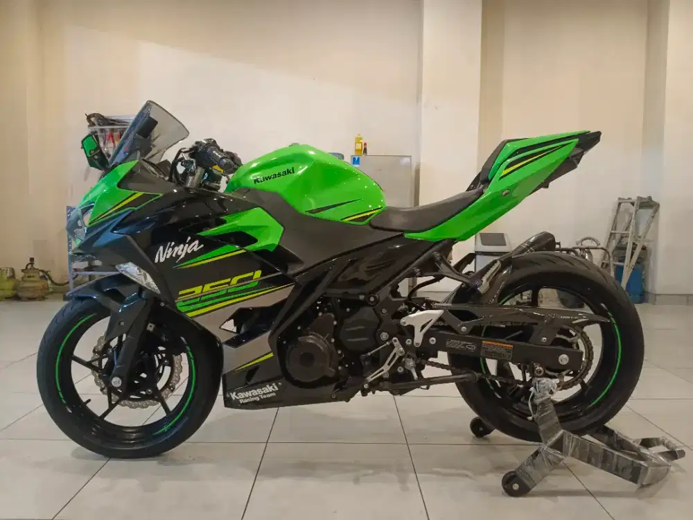 ninja 250 KRT 2018 LIKE NEW