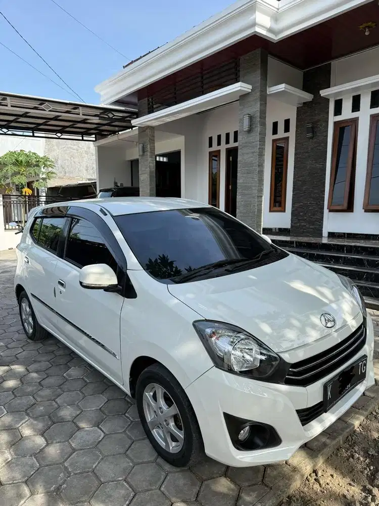 Daihatsu ayla 2017 manual
