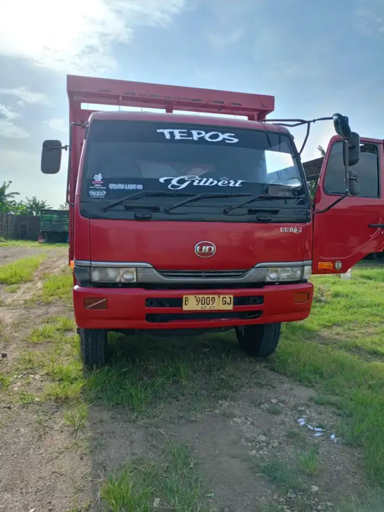 Truk Nissan Euro Tronton CDA260X Th'07 Bak Triway Tgn 1 dr baru Istw