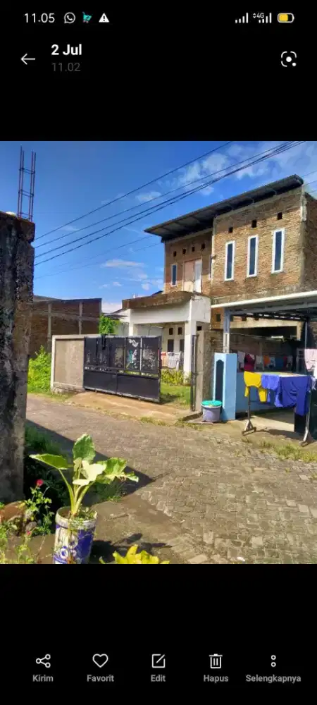 Di jual rumah dua lantai