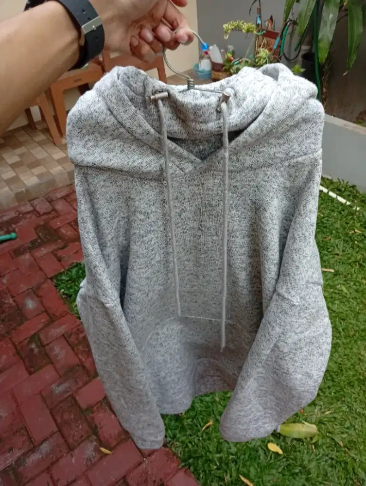 Hoodie Turtleneck – Abu-abu Muda | Size XL