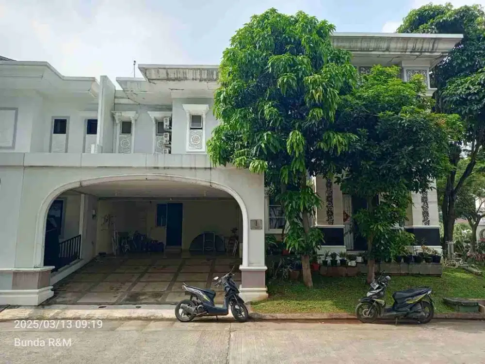 Rumah mewah dua lantai cluster emerald mansion Lippo Cikarang