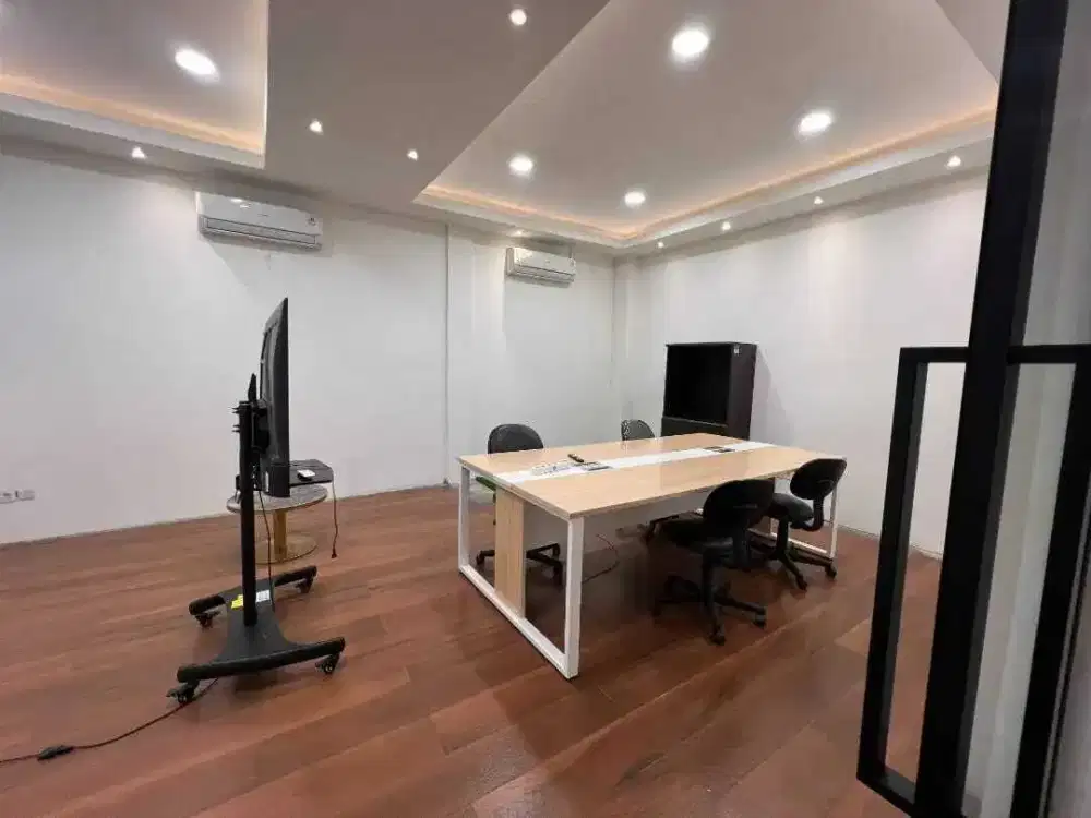 Disewa Ruko Gandeng Berlokasi Strategis di Kelapa Gading Jakarta Utara