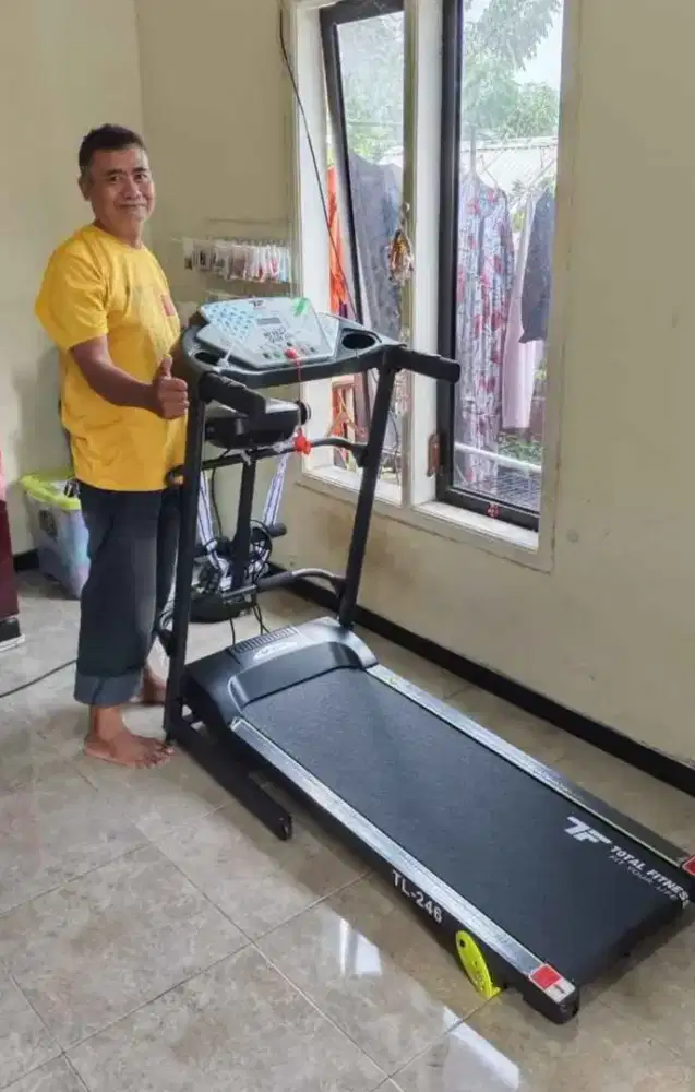 TREADMILL ELEKTRIK 3 FUNGSI TL 246 ALAT FITNESS BARU