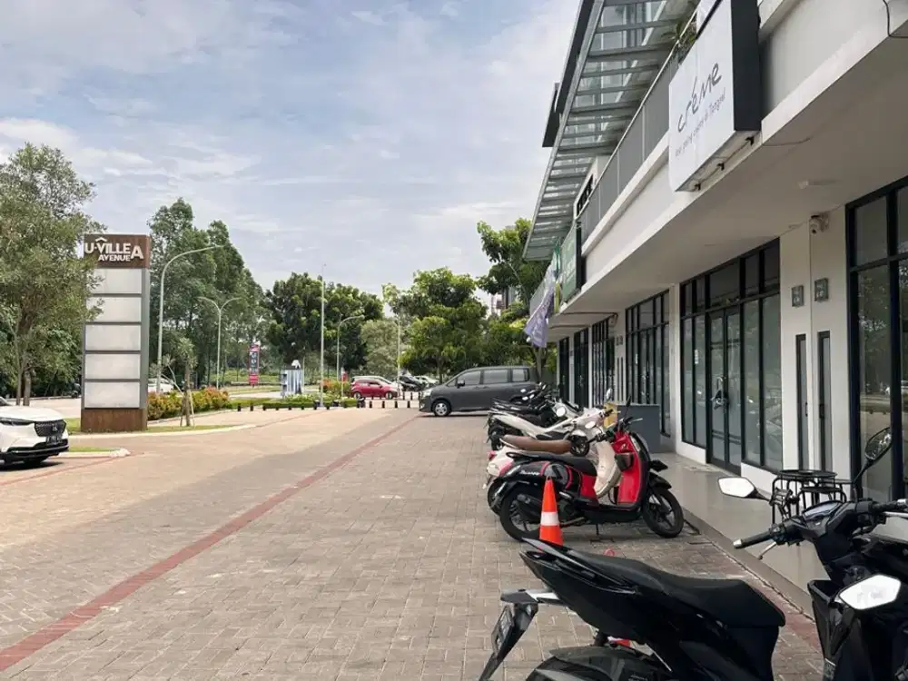 Disewakan Ruko baru 3 lantai dekat ke perumahan2,mall,upj di bintaro