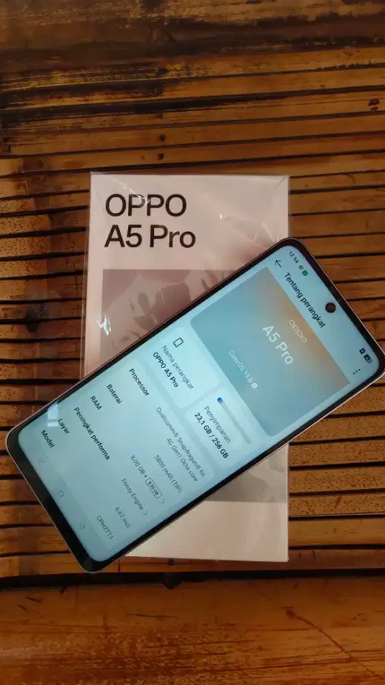 Oppo a5 pro 4g ram 8+8/256