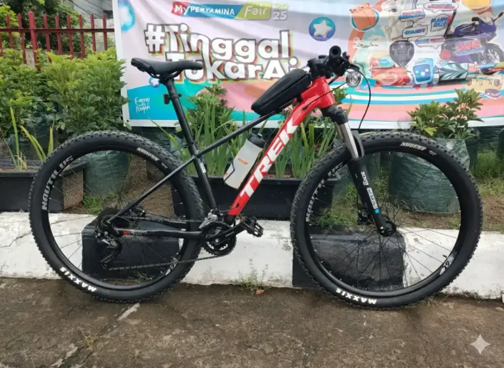 DI CARI Sepeda Gunung Polygon