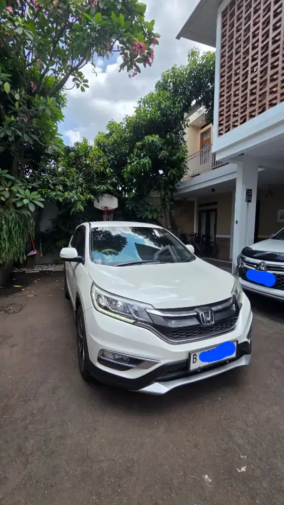 Dijual Honda CRV 2.4 cc 2016 Terawat dan Murah