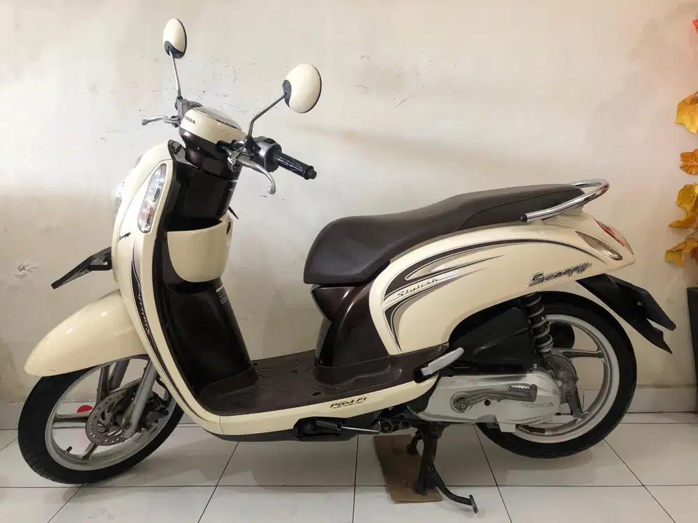 Honda Scoopy Fi Stylish pmk 2015 cream!!