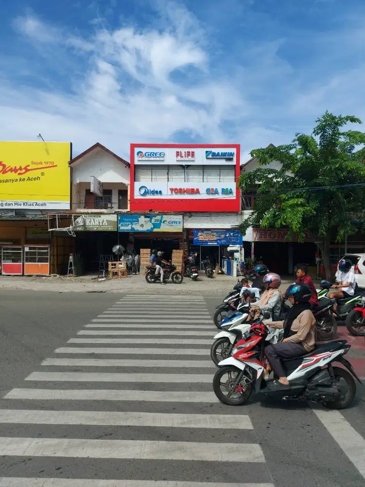 Di butuhkan Supir Berpengalaman