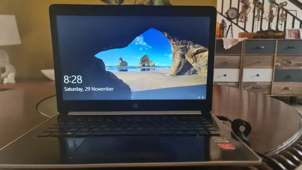 Jual laptop HP 15-cm0078au