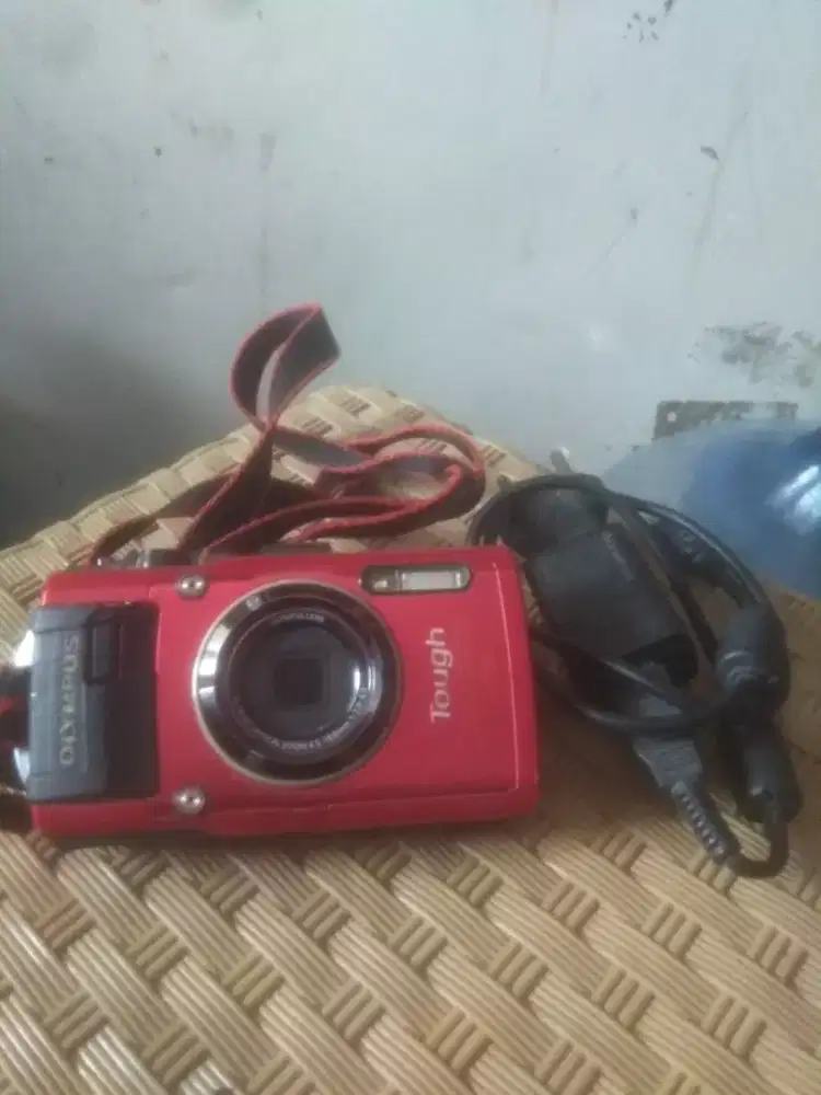 Kamera Olympus tough tg-4