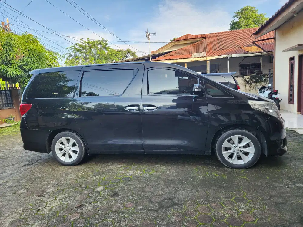 Toyota Alphard 2012 Bensin