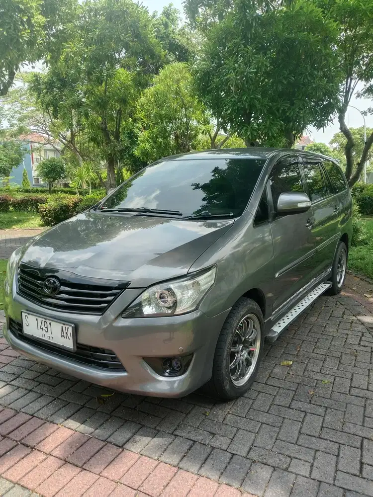 Toyota Kijang Innova 2012 Diesel