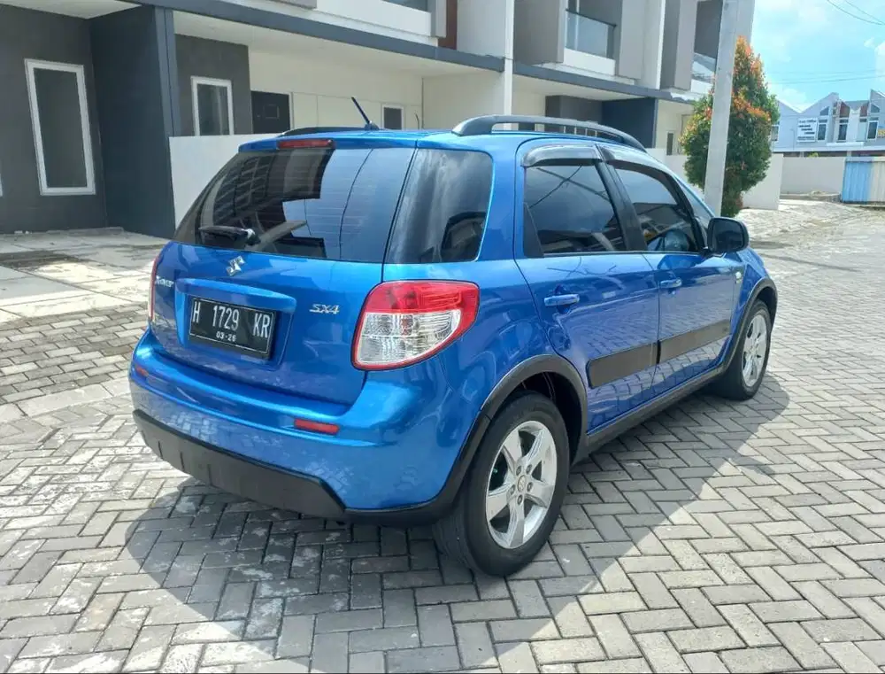 Suzuki SX4 Matik Th.2010 Plat H