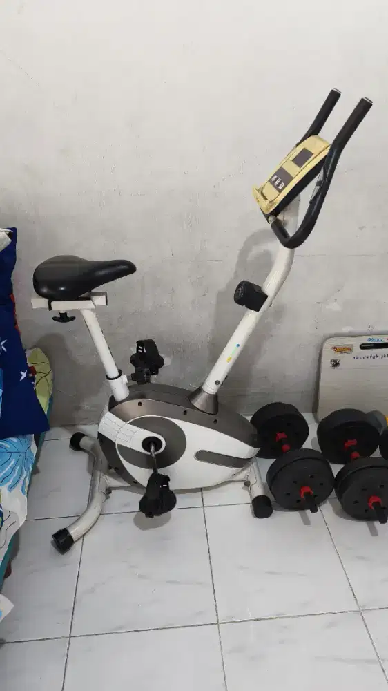 Sepeda statis magnet bekas normal