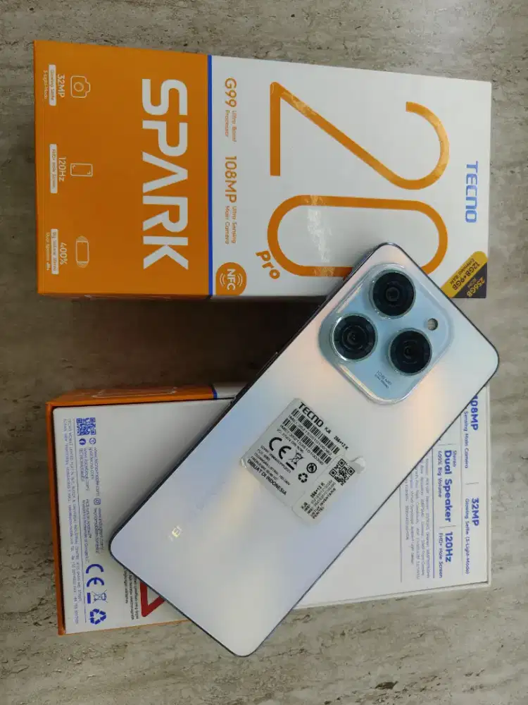 Tecno sprak 20 pro ram 12+12/256gb fulset