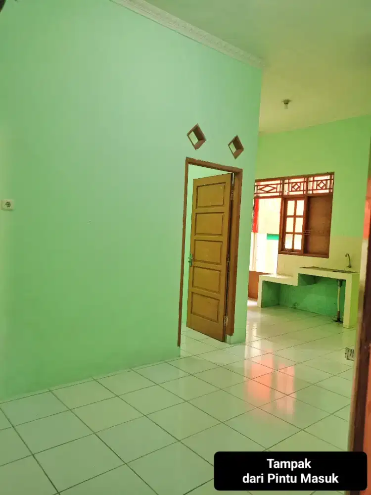 Disewakan Rumah Nyaman, Strategis pinggir Tol Jatiwaringin