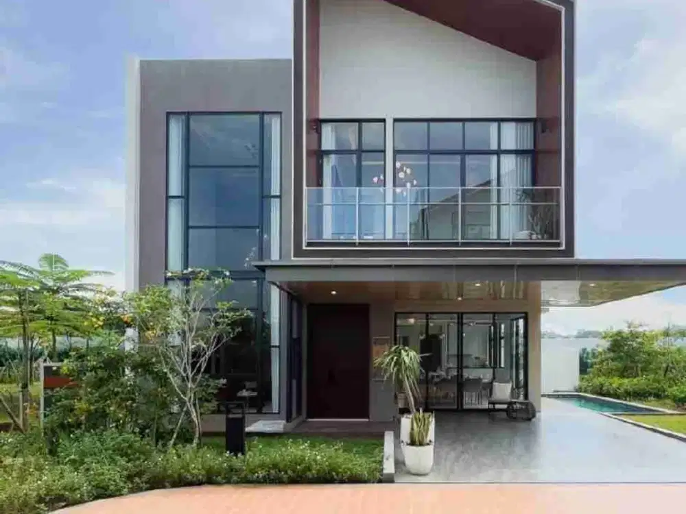 Rumah mewah tinggal di rumah seperti di vila