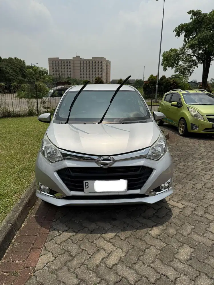 Sigra R 2017 AT Matic Silver siap pakai