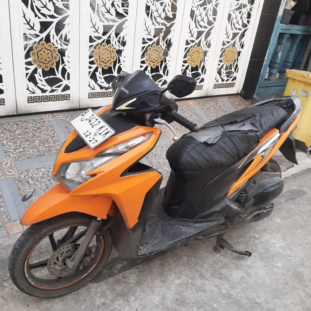 Honda Vario Old 125 2012 KZR ss lengkap mesin bagus plat Bekasi Kota