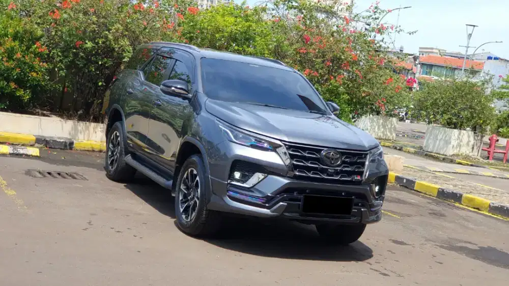Toyota Fortuner Vrz GR Sport 2.4 AT Diesel Facelift 2021/2022