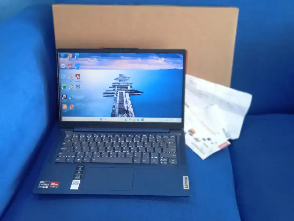 Laptop Bekas Rasa baru Lenovo Ideapad slim 3 baru dipakai 2bulan