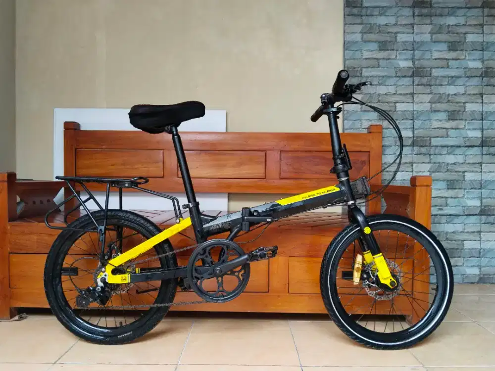 Sepeda lipat police bike to work