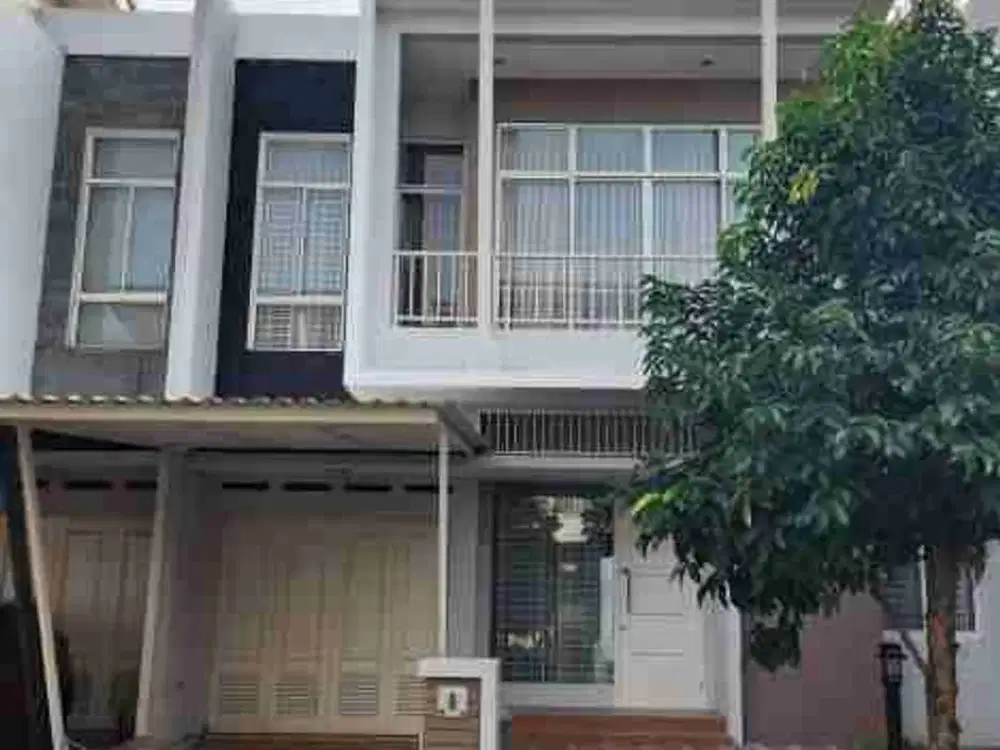 Dijual rumah dua lantai cluster grisea spring gading Serpong
